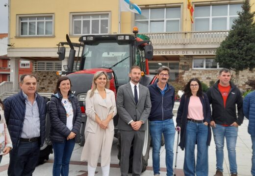 A xunta apoia aos concellos de vimianzo e dumbría para a adquisición dun tractor ao abeiro do fondo de compensación ambiental